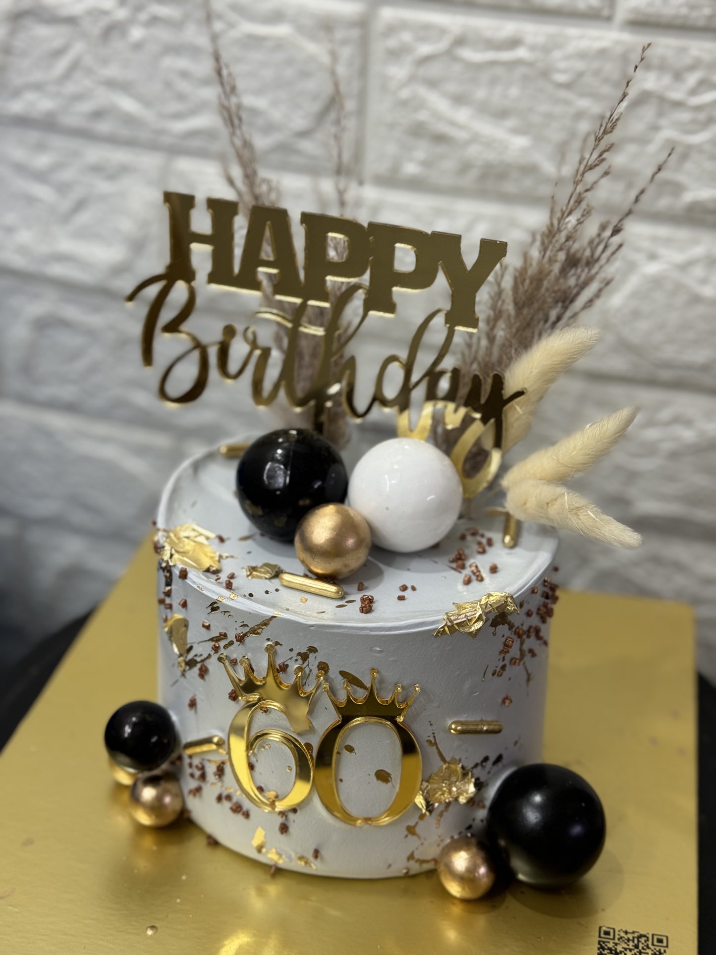 Golden Crown Cake